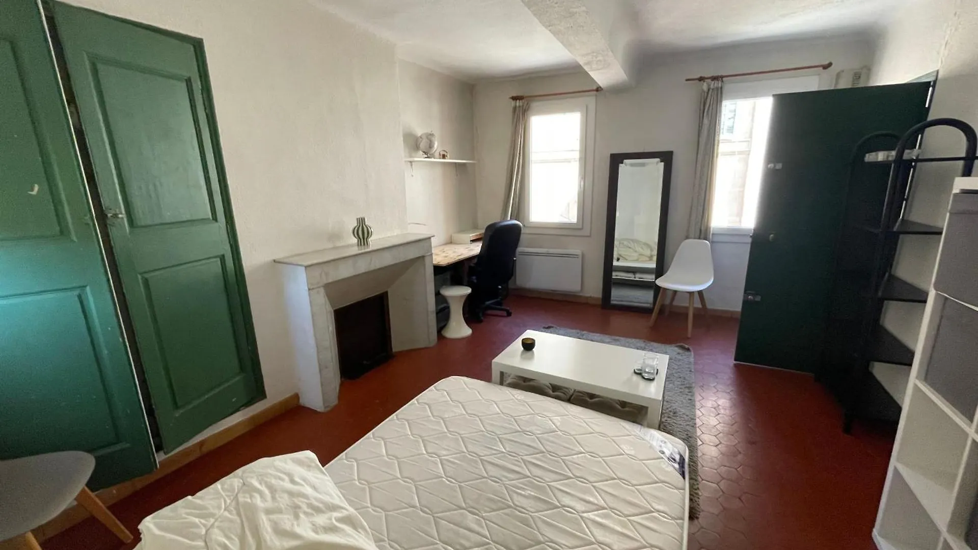 Comfortable Studio In Historic City Center Aix-en-Provence